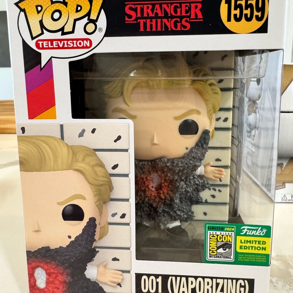 Funko Pop Stranger Things 001 Vaporizing